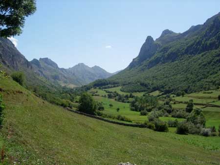 Valle del Lago de origen glaciar en Somiedo (Asturias-España)