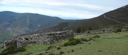 Ruínas del Hospital Fanfaraón. Camino Primitivo (Asturias)
