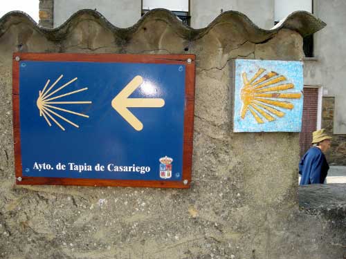 Señalización del Camino a Santiago por Asturias.